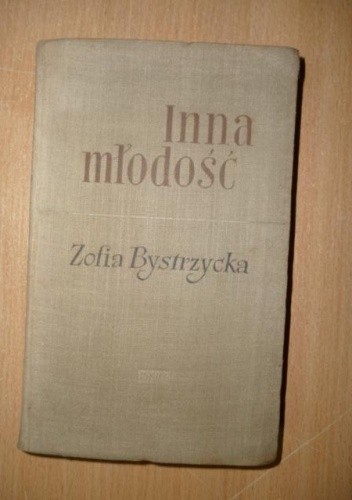 Inna młodość