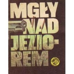 Mgły nad jeziorem