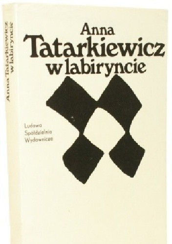 W labiryncie. Szkice literackie