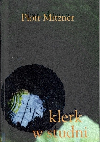 Klerk w studni