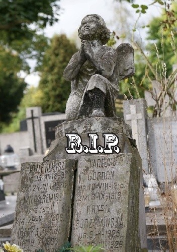 R.I.P. Almanach poświęcony pamięci zmarłych