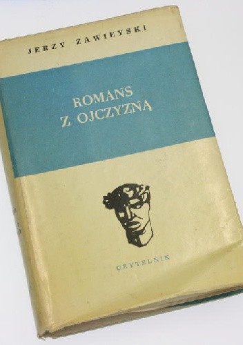 Romans z ojczyzną