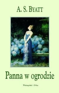 Panna w ogrodzie